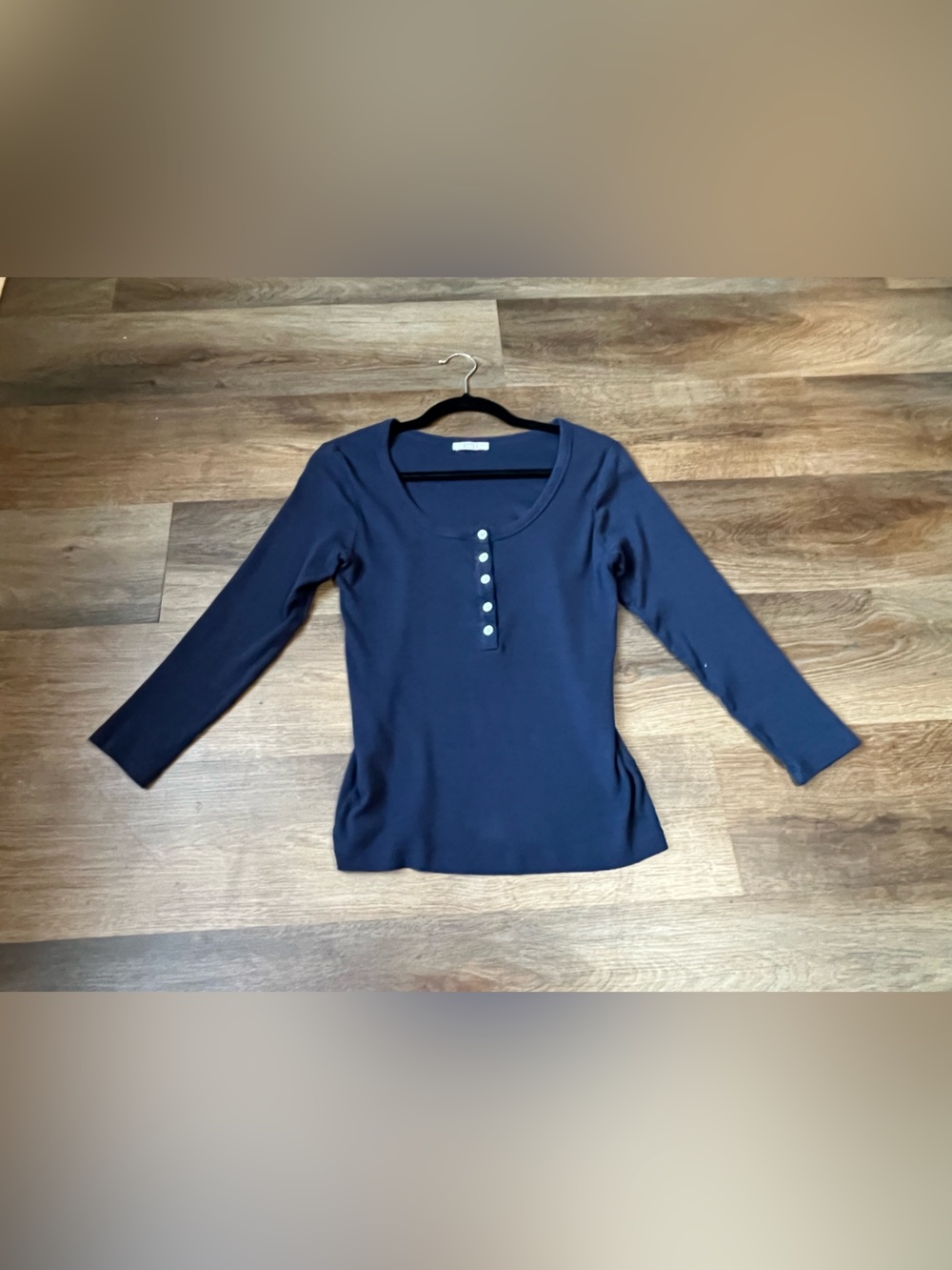 AYR The Open Ended Henley Scoop Neck Top – Navy Blue – Large